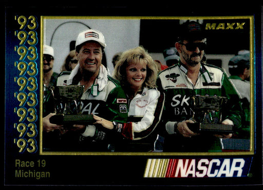 Race 19 1993 Maxx Premier Plus Base Front of Card