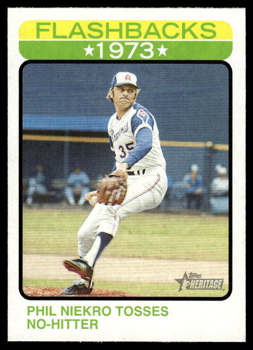 Phil Niekro 2022 Topps Heritage Baseball Flashbacks Front of Card