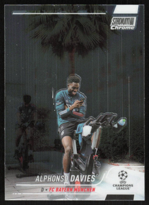 Alphonso Davies 2021 Topps Stadium Club Chrome UEFA Champions League # 79 FC Bayern München Base - Collectible Craze America